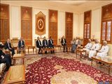 Амир Абдоллахиян встретился с министром королевской канцелярии Омана в Маскате